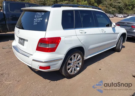 2011 Mercedes-Benz Glk 350 z USA, uszkodzony, nr VIN WDCGG5GB4BF557664